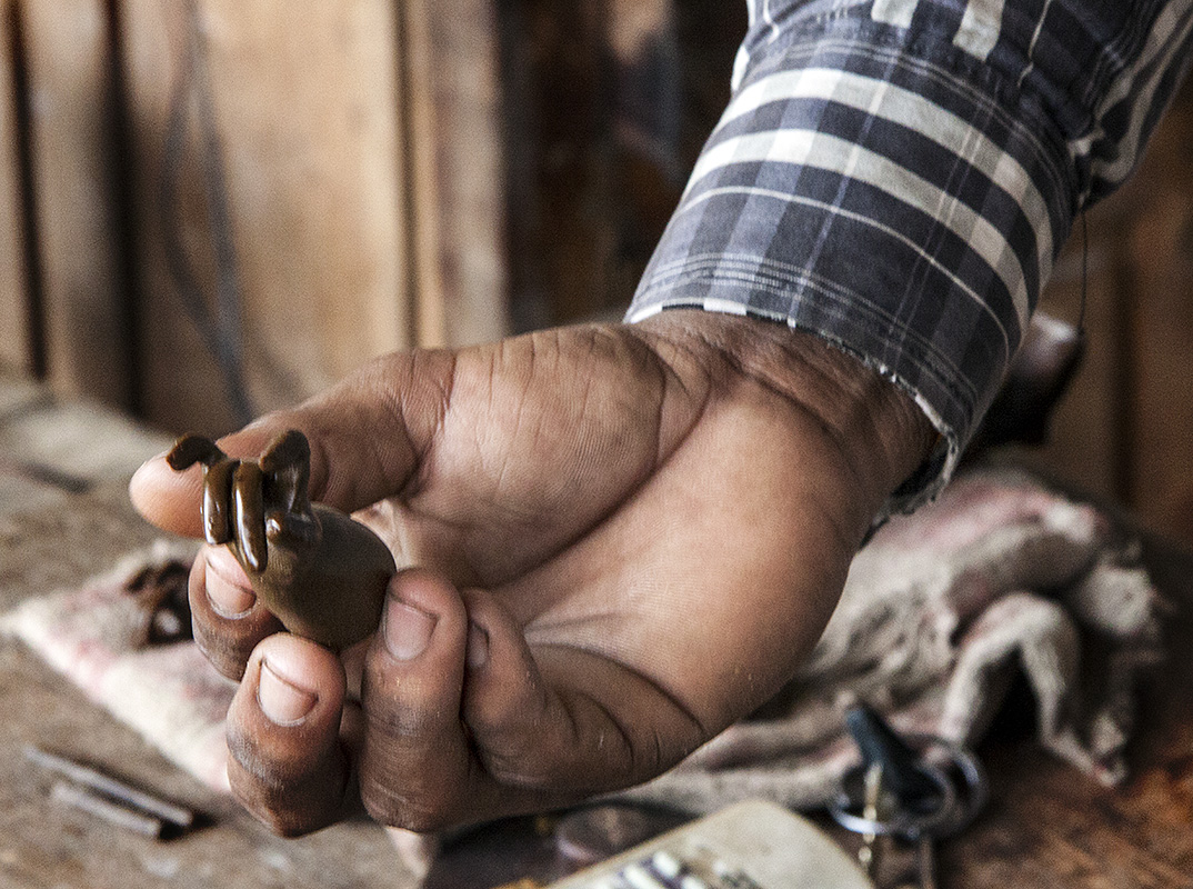 Sculpting a Hand